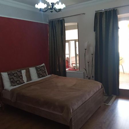 Apartment In The Heart Of Old Tbilisi Eksteriør billede